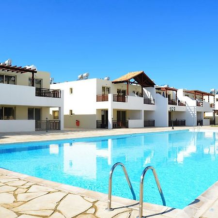 Top Floor, 2 Bedroom Apartment Vanessa D204, Free Wifi, Village View Пея Екстериор снимка