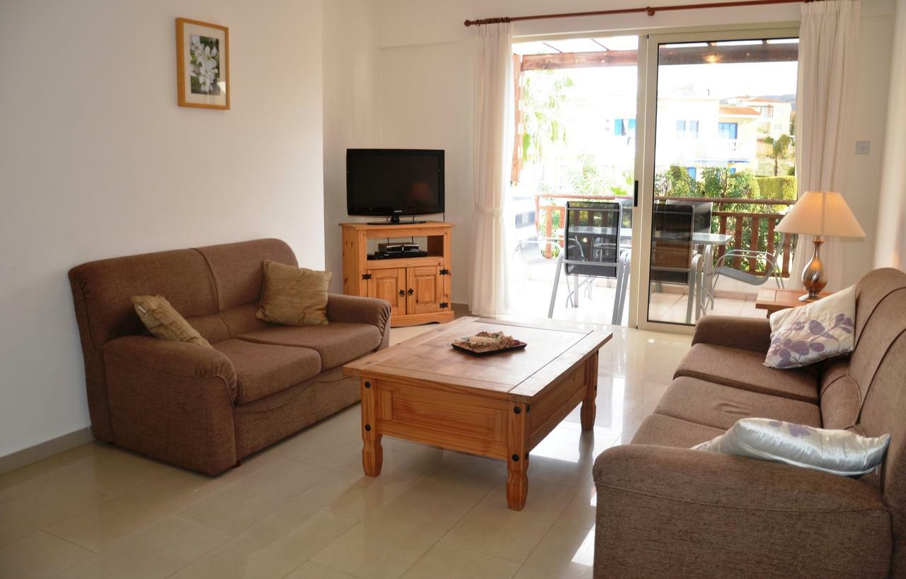 Top Floor, 2 Bedroom Apartment Vanessa D204, Free Wifi, Village View Пея Стая снимка