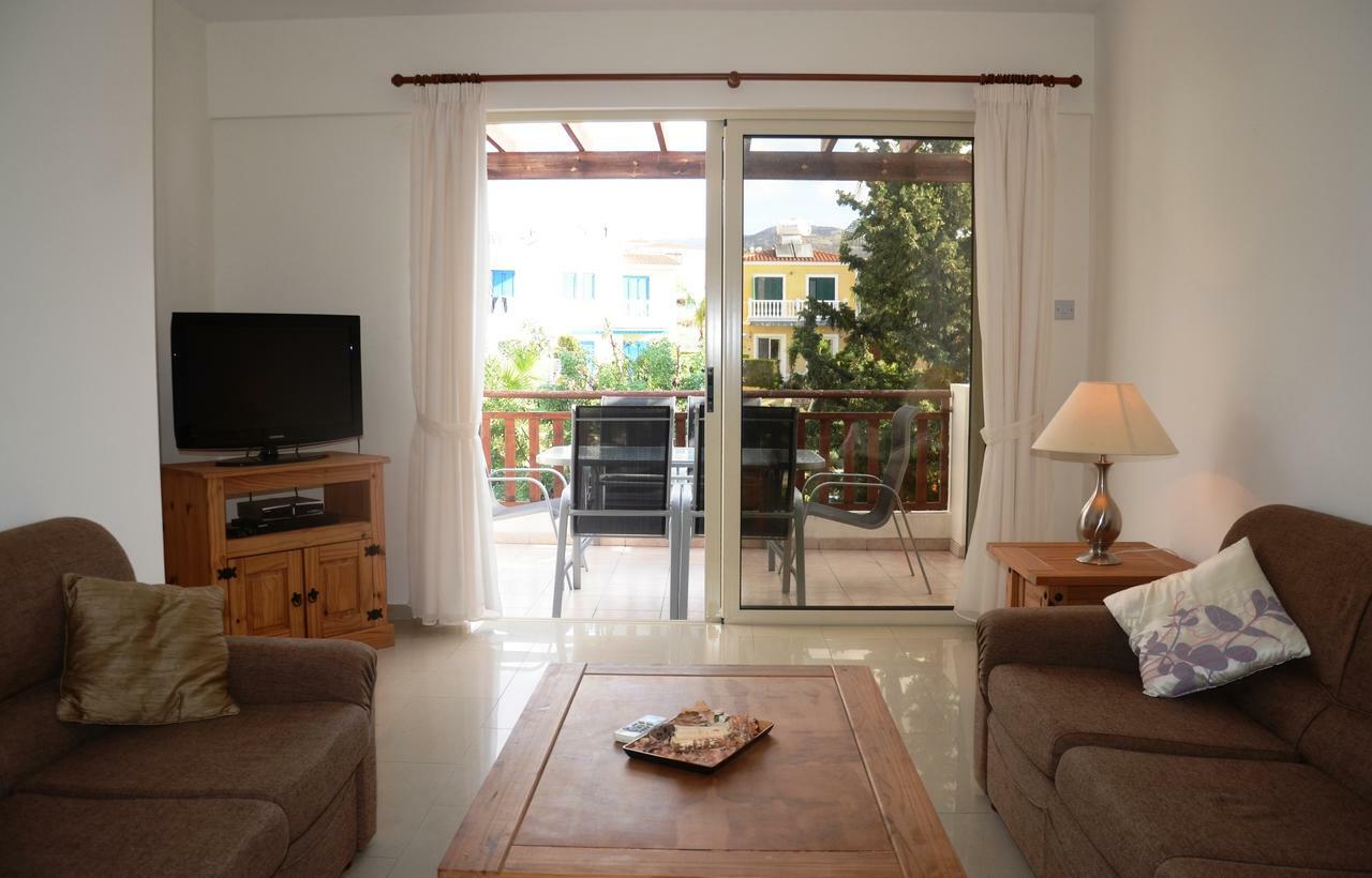 Top Floor, 2 Bedroom Apartment Vanessa D204, Free Wifi, Village View Пея Стая снимка